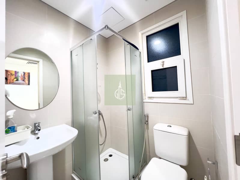 Fully Upgraded | Swimming Pool | Vacant - Image 15