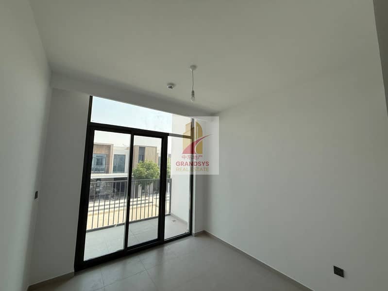 Spacious ll Modern Layout |l Prime Location