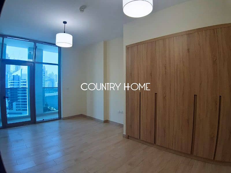 Canal View from Living | Brand New | Prime Spot - Image 15