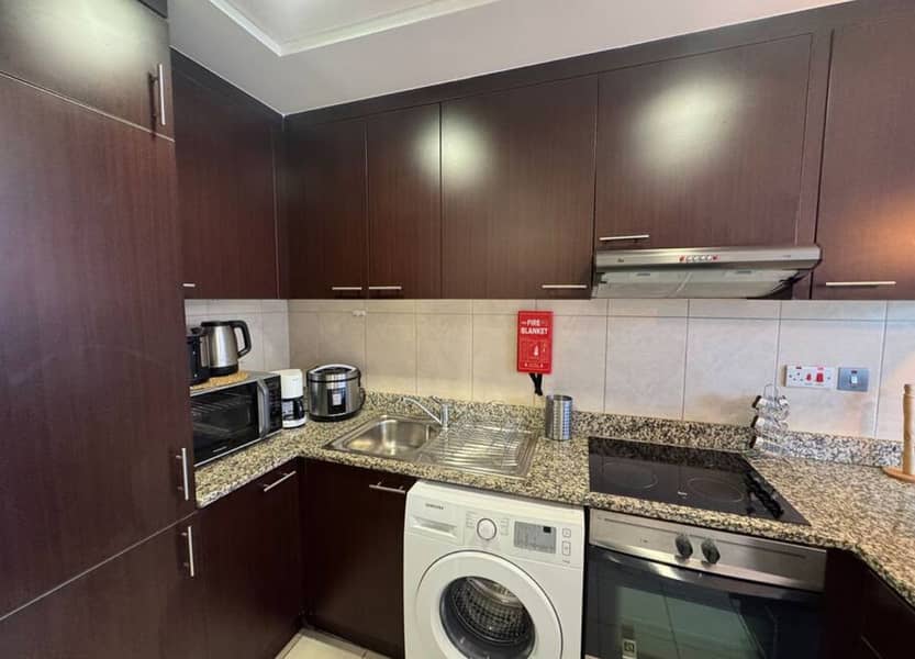 Stylish DIFC Studio | Walk to Offices | AED 120K - Image 13