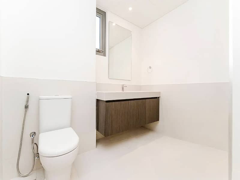 No Agents | On Golf Course | Biggest Plot - Image 12