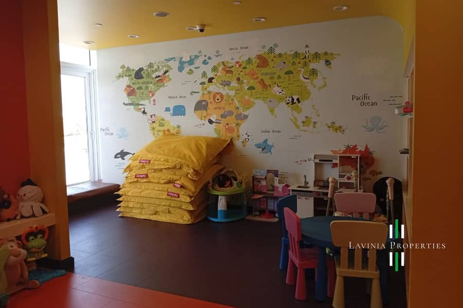 Fully Furnished | Golf View | Spacious Living Area - Image 15