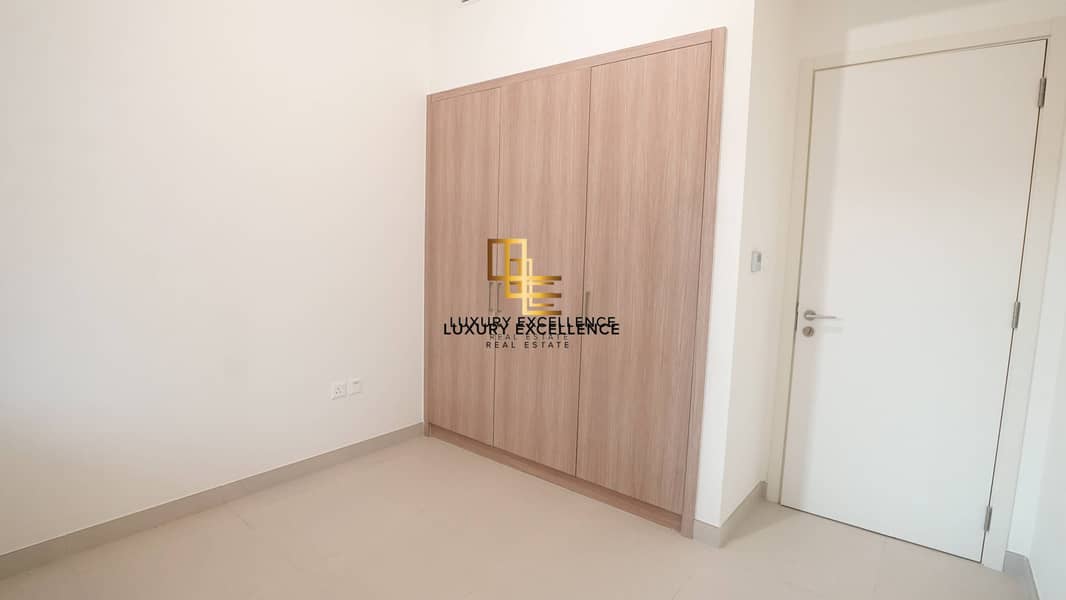 4 + Maids + Extra Bedroom | Investor Deal | Closed Kitchen - Image 7