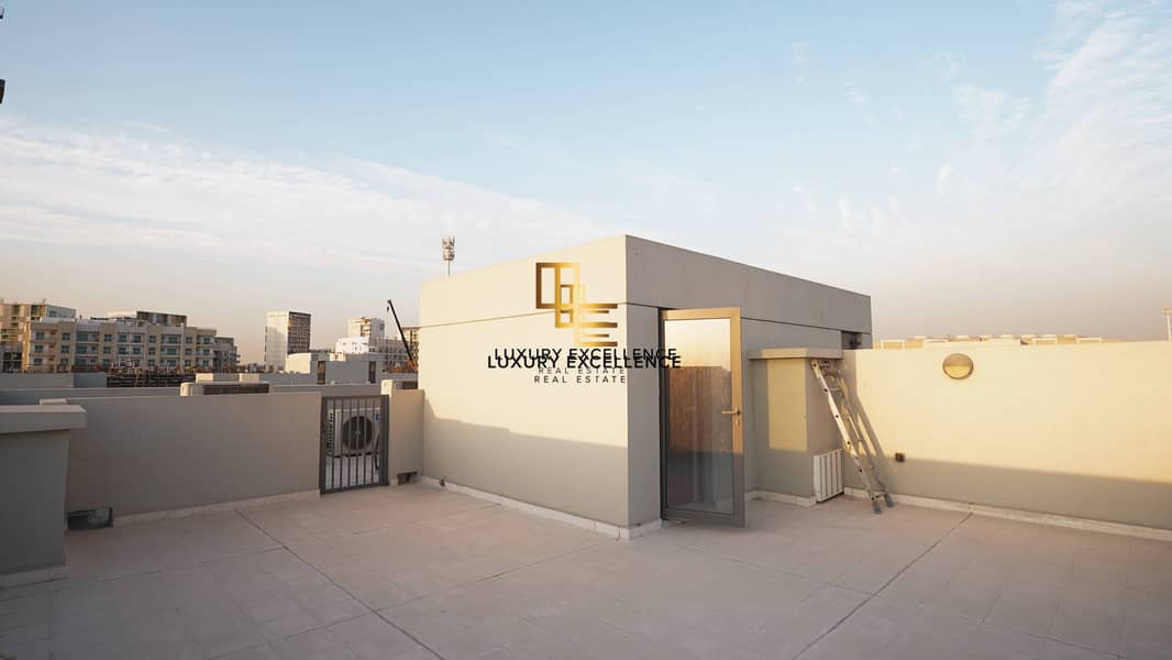 4 + Maids + Extra Bedroom | Investor Deal | Closed Kitchen - Image 10