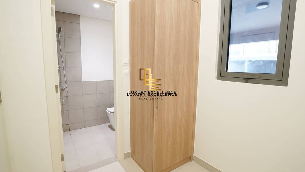 4 + Maids + Extra Bedroom | Investor Deal | Closed Kitchen - Image 17