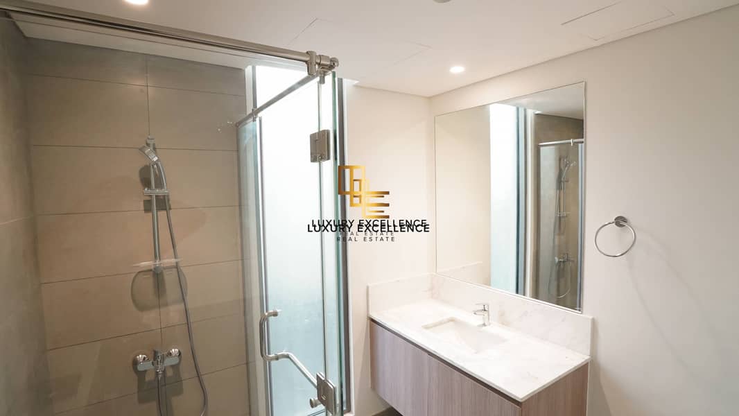 4 + Maids + Extra Bedroom | Investor Deal | Closed Kitchen - Image 20