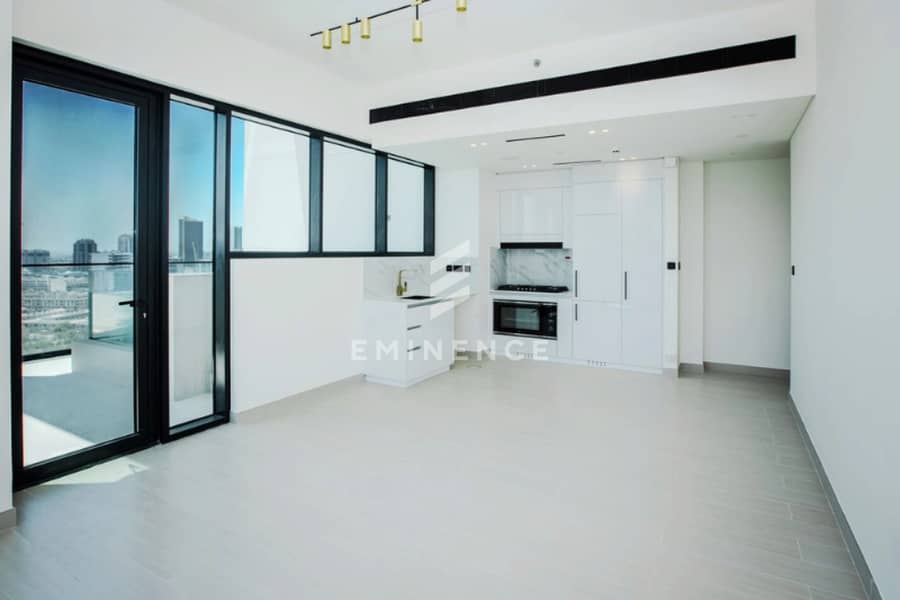 Huge Balcony | Road View | Prime Location - Image 6