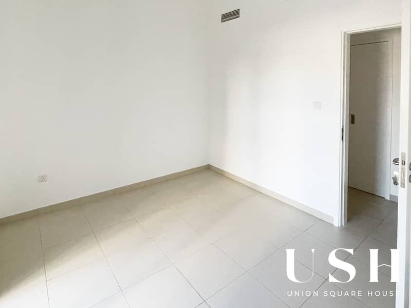 Well Maintained 2 BR | Pool View | Avail Jan 2026 - Image 8