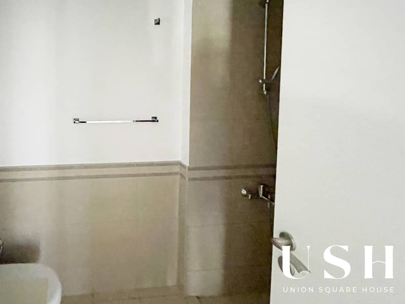 Well Maintained 2 BR | Pool View | Avail Jan 2026 - Image 10