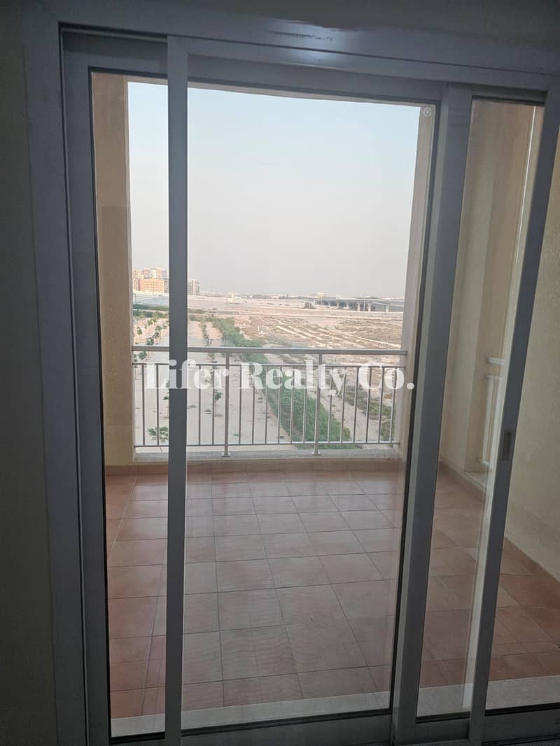 Huge 2BR + Maid | 2 Balconies | Vacant | 4 Cheques