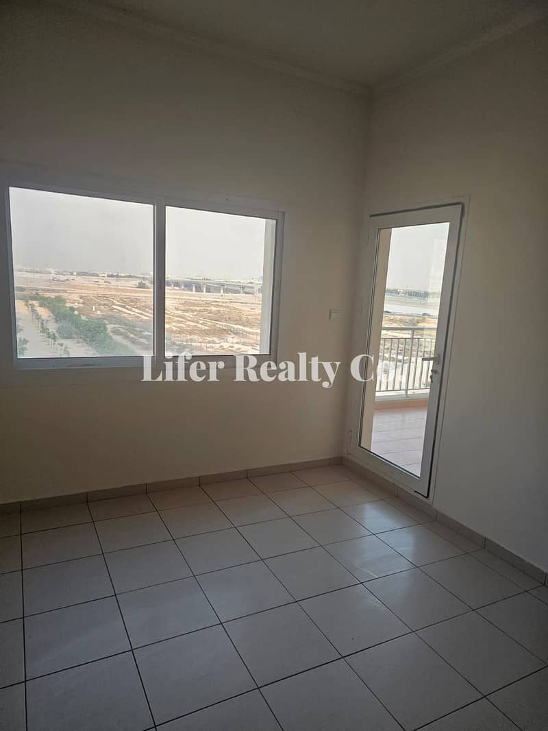 Huge 2BR + Maid | 2 Balconies | Vacant | 4 Cheques