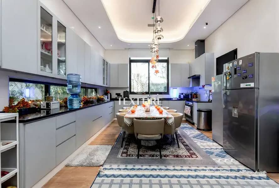 Custom Built | Corner Unit | Vacant On Transfer - Image 8