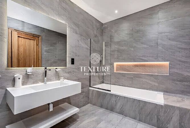 Custom Built | Corner Unit | Vacant On Transfer - Image 15