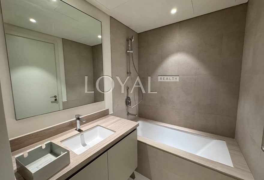 Spacious | Brandnew | Near to Park - Image 15