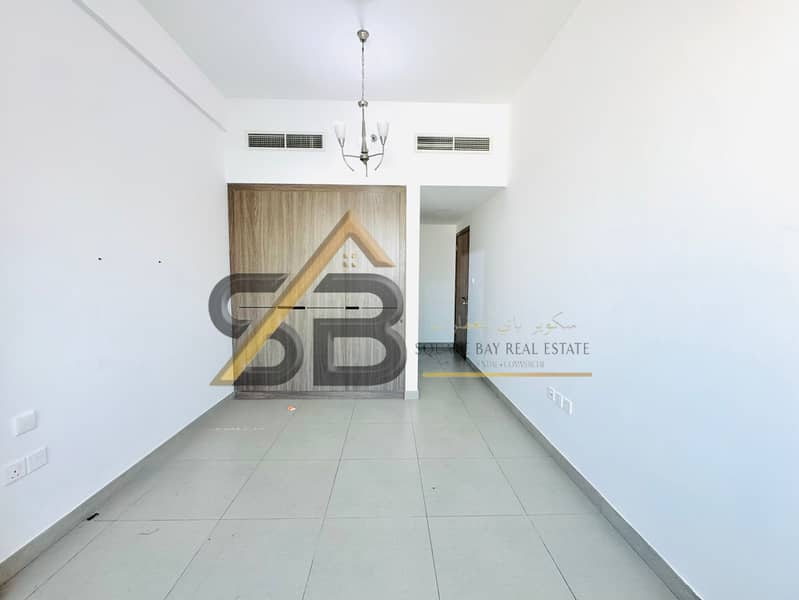 Spacious 1 Bedroom Apartment With Closed kitchen Building have All facilities