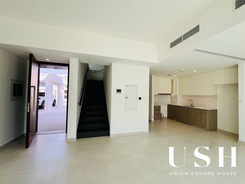 Contemporary l Close to Club House l Vacant - Image 14