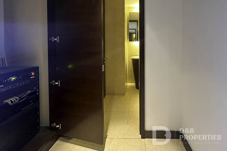 Stunning Views | High Floor | Spacious - Image 9