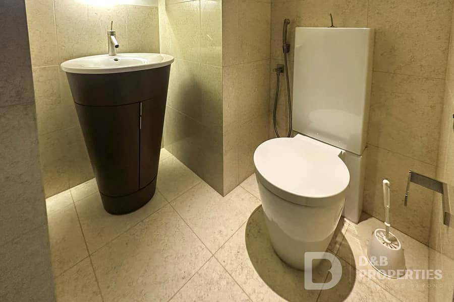 Stunning Views | High Floor | Spacious - Image 14