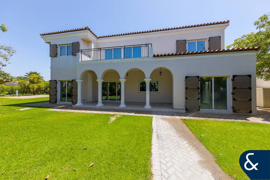 Huge Plot | Cul-De-Sac Location | 5 Bedroom