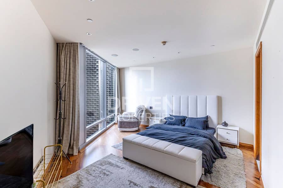 Prime Unit in Iconic Tower | Prestigious Location