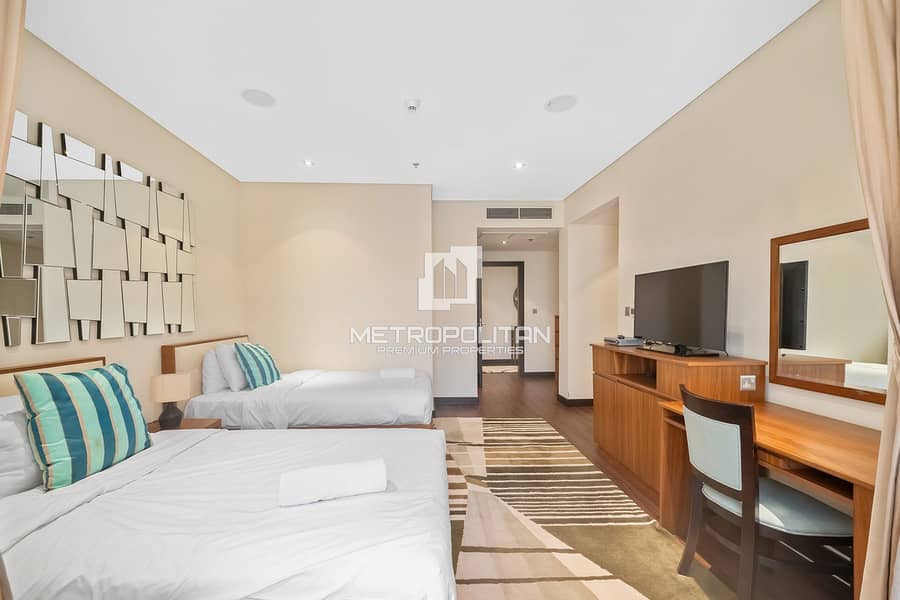 Premium Furnished | Skyline View | Beach Lifestyle - Image 10