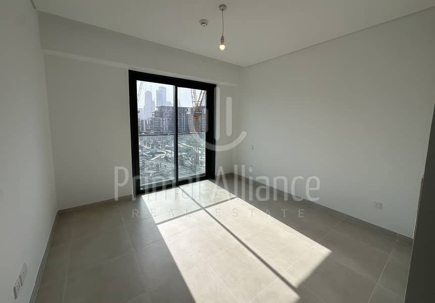 Burj Khalifa View | Brand New | Vacant