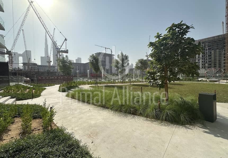 Burj Khalifa View | Brand New | Vacant - Image 18