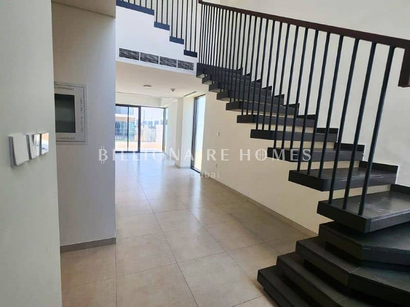 Single Row | Ready to Move in | Prime Location - Image 6