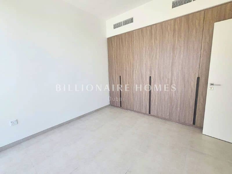 Single Row | Ready to Move in | Prime Location - Image 11