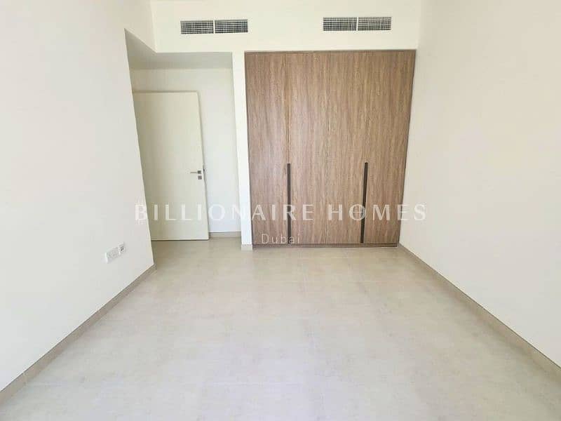 Single Row | Ready to Move in | Prime Location - Image 13