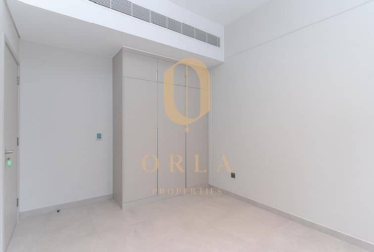 Private Single-Row Home | Vacant & Fully Upgraded - Image 13