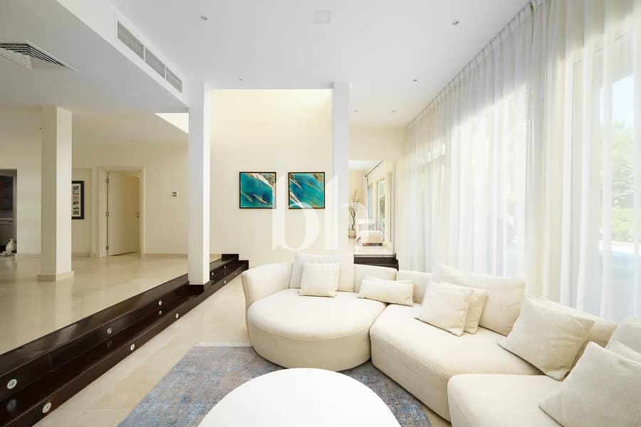 EXCLUSIVE | Stunning | Park Facing | Close to Golf