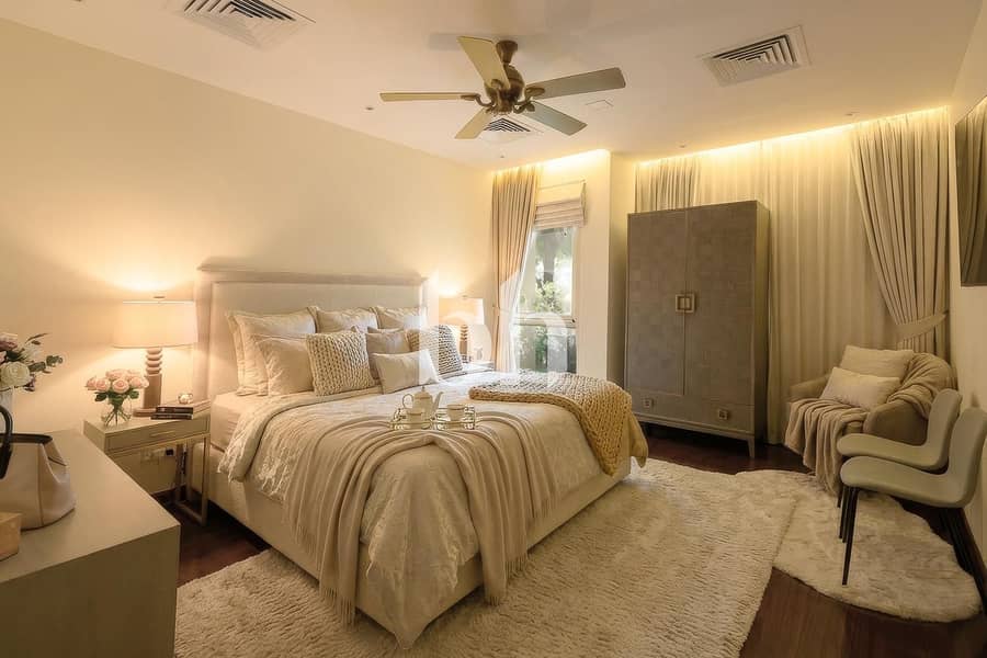 EXCLUSIVE | Stunning | Park Facing | Close to Golf - Image 17