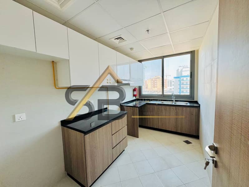 Spacious 1Bhk Apartment with Closed kitchen Building have All Facilities
