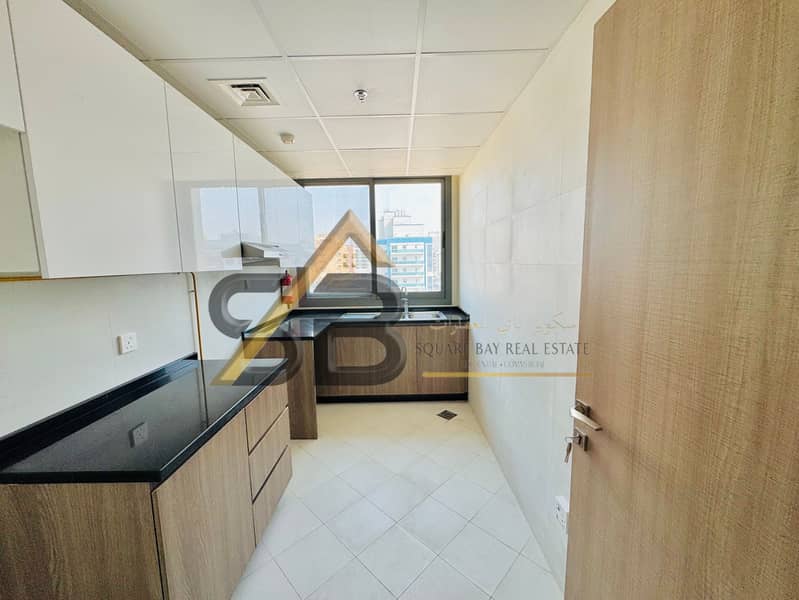 Spacious 1Bhk Apartment with Closed kitchen Building have All Facilities