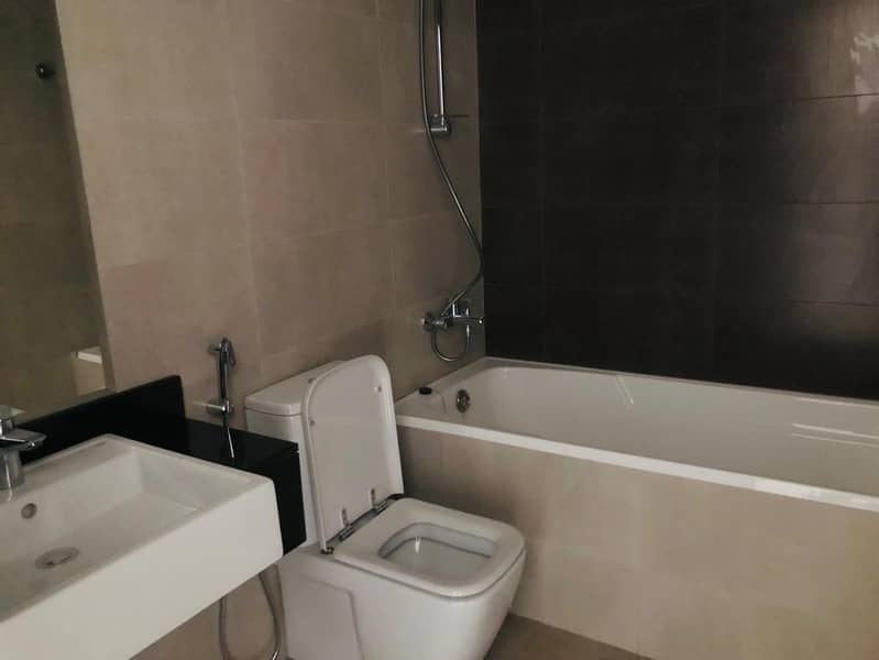 Spacious 1BR Apartment | Near Union Coop | Nad Al Hamar - Image 7