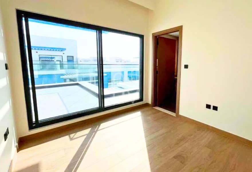 4BR Villa | Unfurnished | Spacious Layout - Image 7