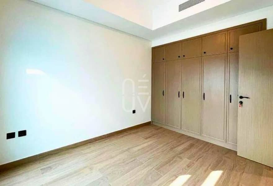 4BR Villa | Unfurnished | Spacious Layout - Image 13