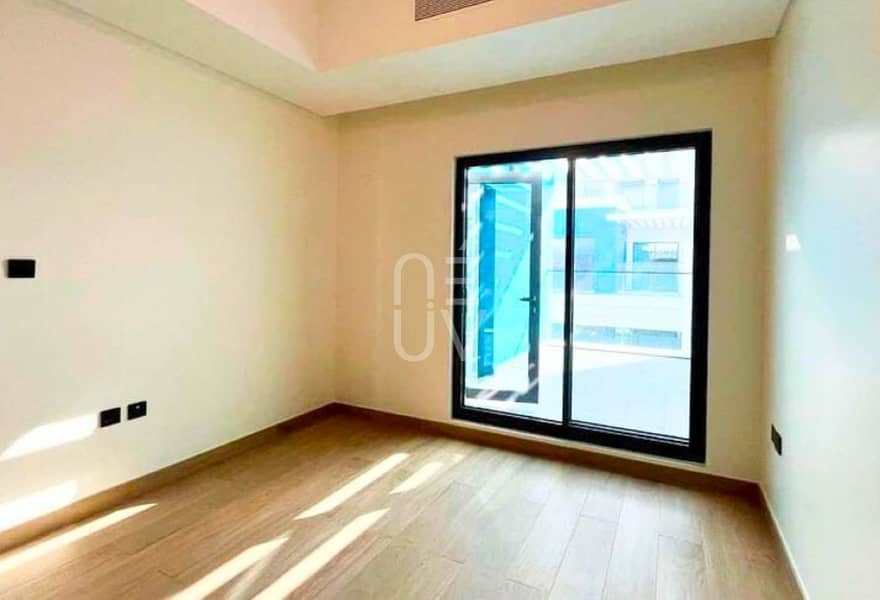 4BR Villa | Unfurnished | Spacious Layout - Image 16