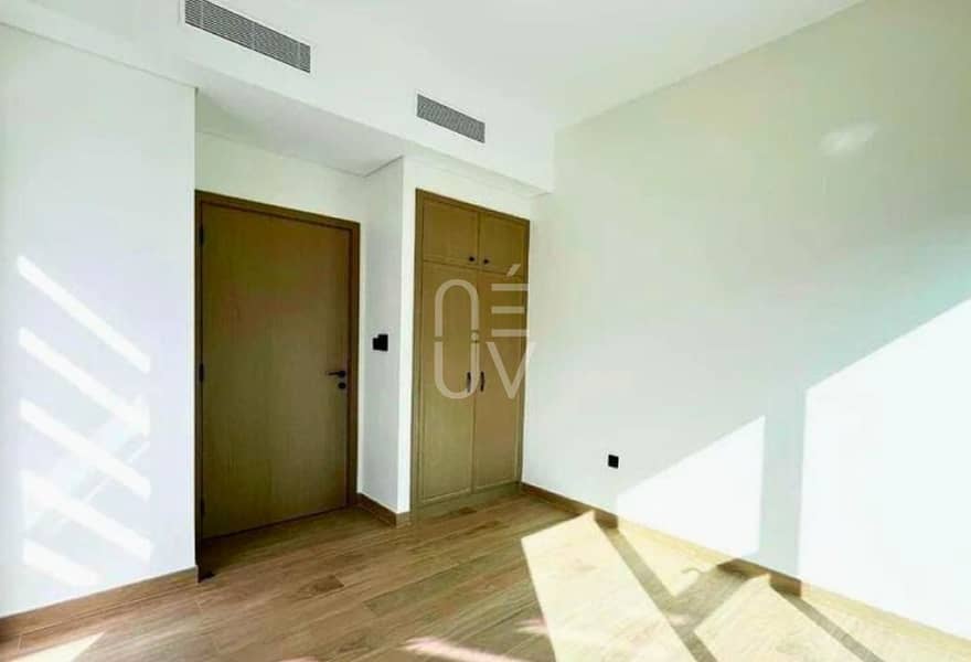 4BR Villa | Unfurnished | Spacious Layout - Image 21