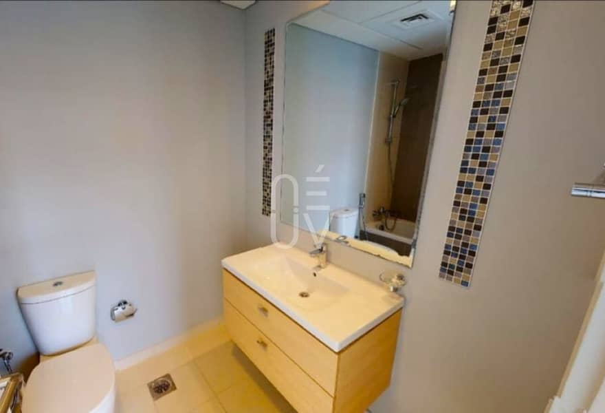 Mint Condition | Pool And Golf Course View - Image 8