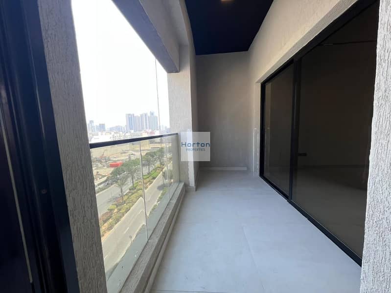 UNFURNISHED I SPACIOUS I READY TO MOVE - Image 12