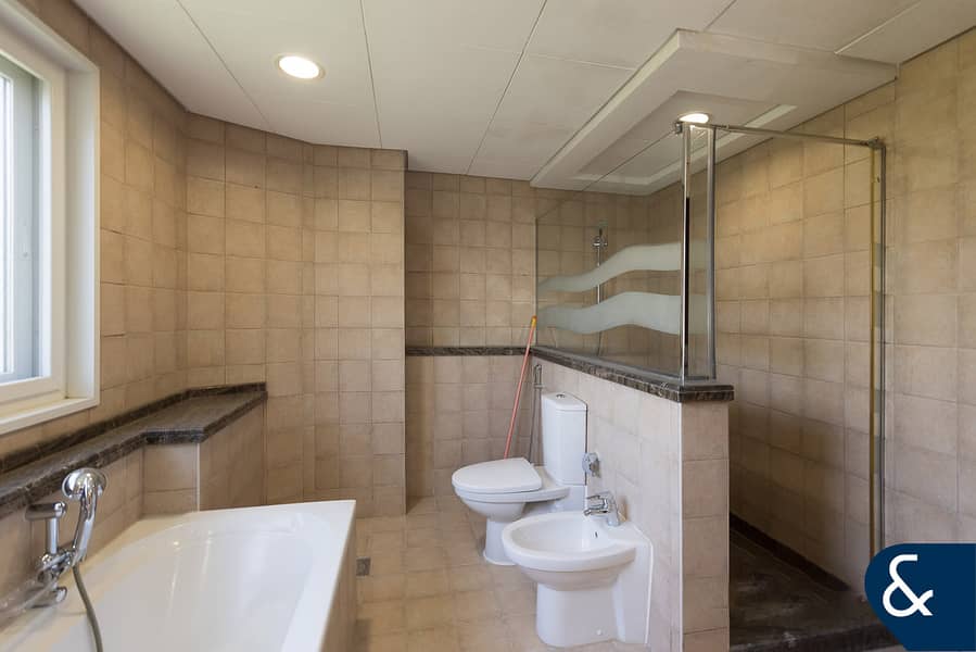 Huge Plot | Cul-De-Sac Location | 5 Bedroom - Image 23