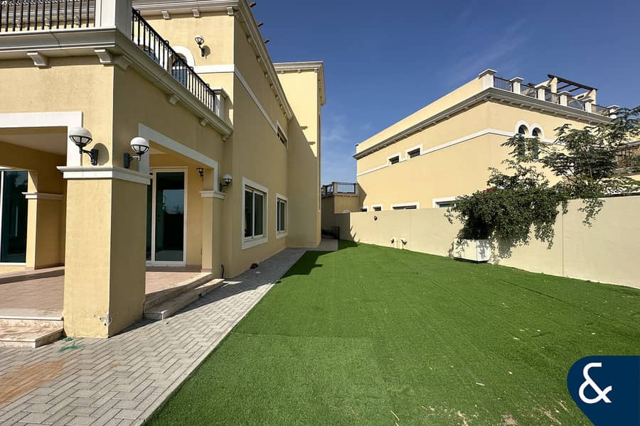 Four Bedrooms | Single Row | Legacy Nova