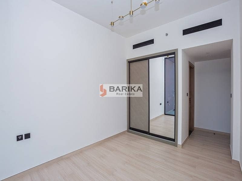 Modern 1-Bedroom Apartment in Binghatti Corner