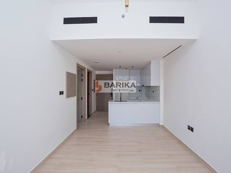 Modern 1-Bedroom Apartment in Binghatti Corner