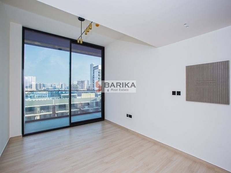 Modern 1-Bedroom Apartment in Binghatti Corner