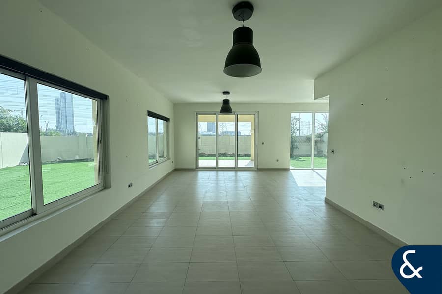 Four Bedrooms | Single Row | Legacy Nova