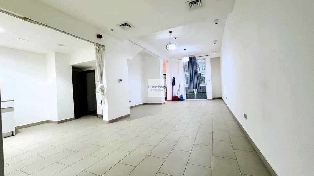 UNFURNISHED I SPACIOUS VILLA I PRIME LOCATION