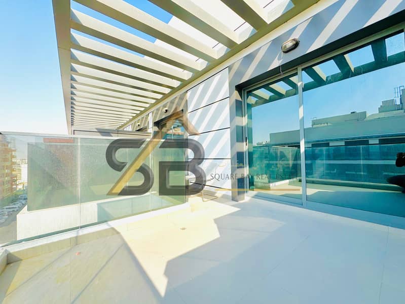 Spacious 1BHK Apartment With Big Balcony Building Have All Facilities